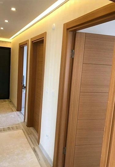 رنگ درب داخلی چوبی عسلی