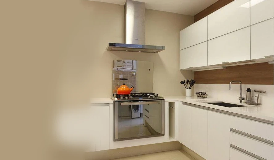 کابینت برای آشپزخانه کوچک سفید